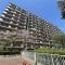 【大阪府/吹田市江の木町】江坂江の木公園スカイハイツ 外観：大阪メトロ御堂筋線「江坂駅」　徒歩7分