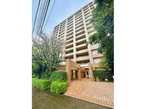 外観：1999年長谷工施工大規模マンション