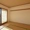 【神奈川県/横浜市旭区東希望が丘】グリーンコーポ東希望ヶ丘 約6帖の和室　陽当りもよく落ち着いた空間です