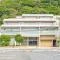 【神奈川県/三浦郡葉山町堀内】パークハウス葉山翠邸 外観：三菱地所分譲「パークハウス」シリーズ。心地良い「葉山ライフ」が叶う、専有面積125平米超の住まい。