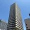 【大阪府/大阪市中央区谷町】ロイヤルタワー大阪谷町 2003年9月築、清水建設施工のオール電化マンション。共用廊下はプライバシー性の高い内廊下仕様です。