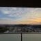 【大阪府/豊中市新千里西町】千里中央エアヒルズ 【バルコニーからの眺望】夕焼け前面に遮る建物が無く、開放感のある眺望です。