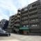 【愛知県/名古屋市千種区向陽町】ロイヤルアーク覚王山 スーパーや小学校が身近に揃う住環境。西山公園まで約300mなど、住みやすいエリアに位置しています。