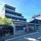 【京都府/京都市左京区聖護院円頓美町】ファインフラッツ京都神宮 外観：2013年11月築。RC造5階建、総戸数31戸のマンションです。管理員により日勤管理されています。