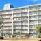 【神奈川県/横浜市鶴見区元宮】鶴見スカイハイツ 外観：東南向き！バルコニー前面は提供公園なっており、陽当たり・通風良好です！