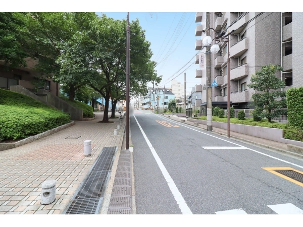 シズナブ池袋本町クリアルーフ