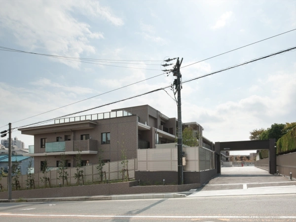 プラウド川名山ガーデン