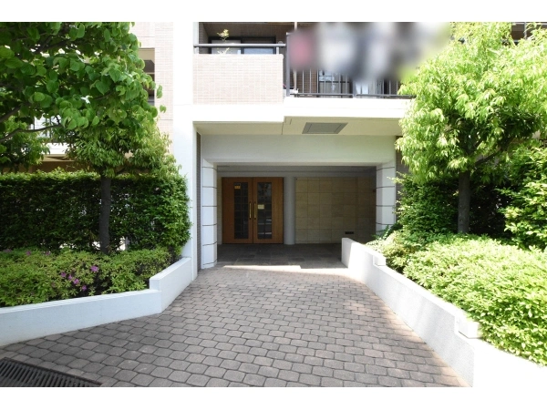 コスモ浦和根岸 参番館