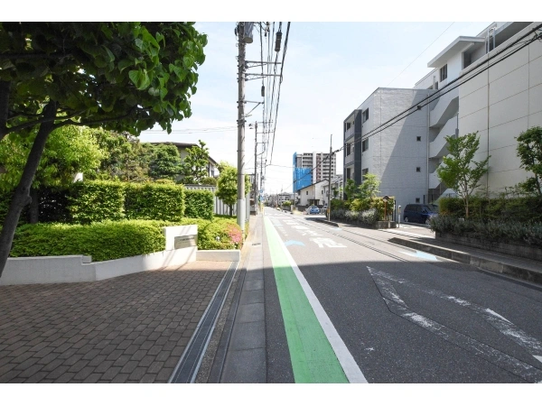 コスモ浦和根岸 参番館
