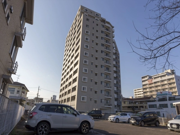 プラウド岩倉
