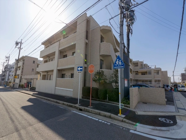 プラウド名東・社口