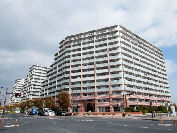 センターフィールド浦和美園