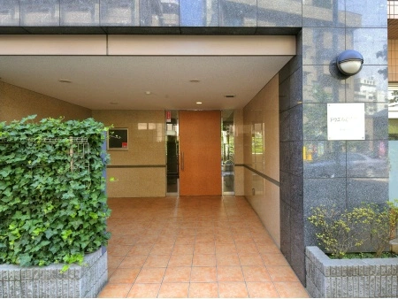 ドウエル府中本町
