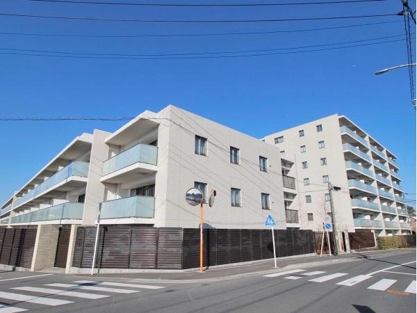 ブランズ市が尾ガーデン