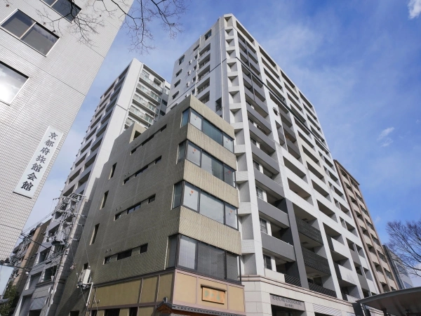 ネバーランド御幸町御池ギャルデ