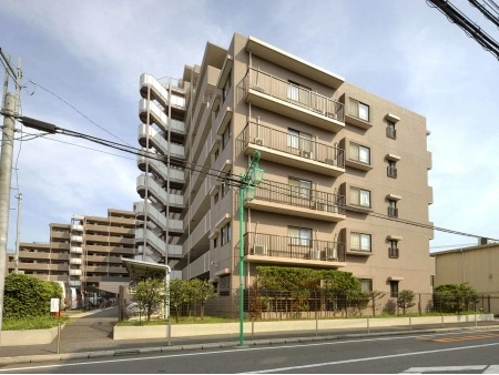 ファミール市川ガーデンプラザウエスト
