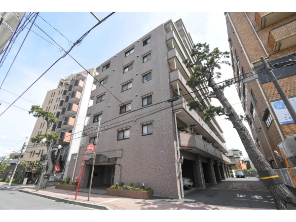 ファミール市川真間