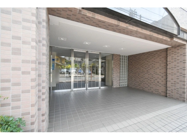 ファミール市川真間