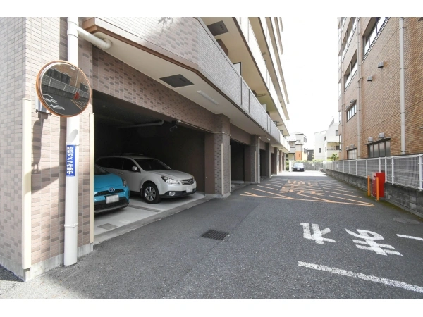 ファミール市川真間