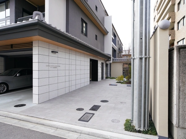 クレヴィア京都御所西