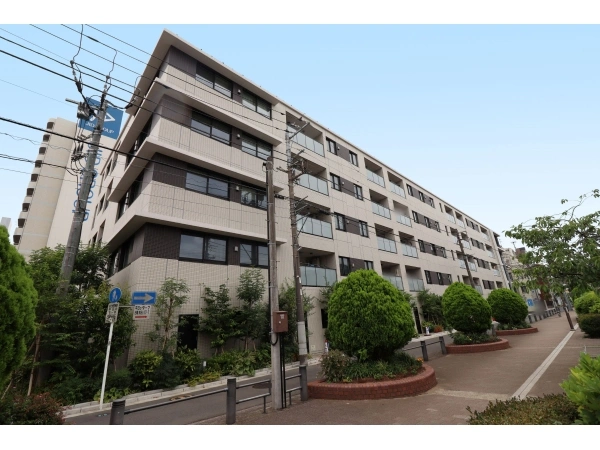 プレミスト横濱反町 