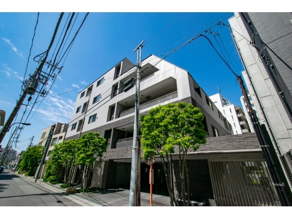 ベリスタ四谷大京町