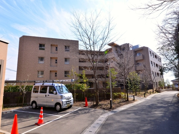 岡本ハウベス