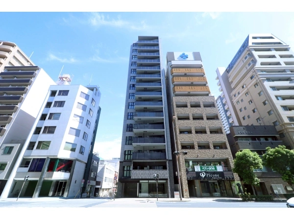 シーンズ上本町