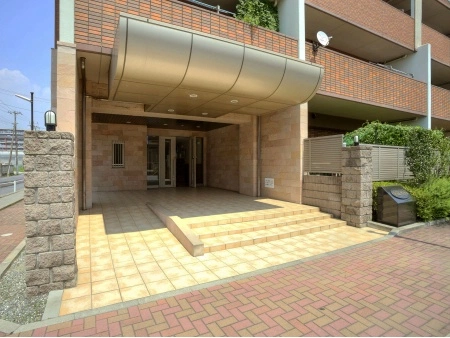 レクセルプラッツァ原木中山