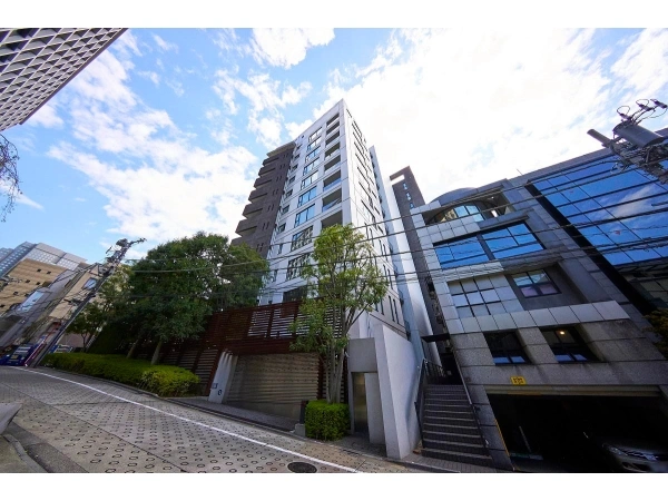 フォレセーヌ赤坂氷川町