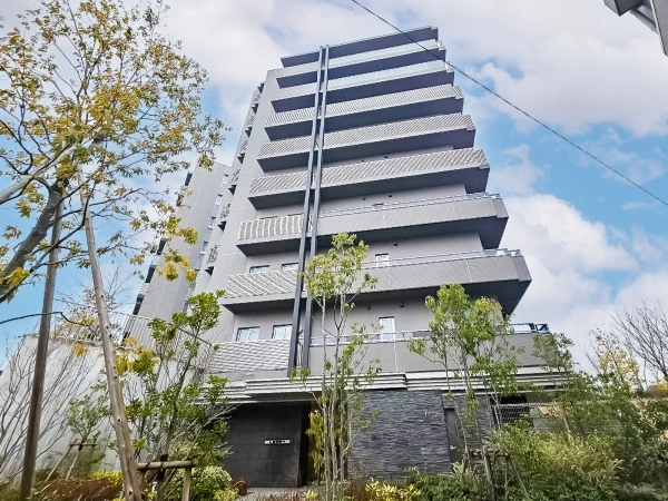 レーベン千里青山台グランハイ