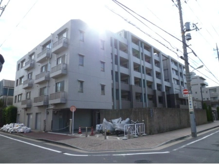 クレッセントバードスクエア