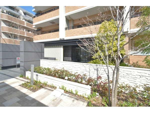 プレミスト茨木双葉町