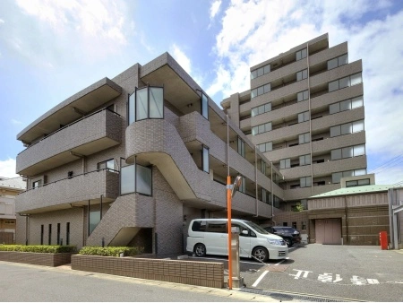 ローズガーデン舞浜六番館