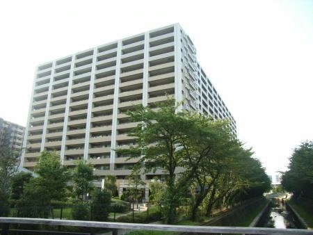 コンフォールスクエアさいたま新都心