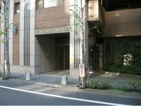 クイーンズパレス東京中央