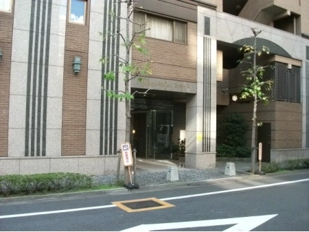 クイーンズパレス東京中央