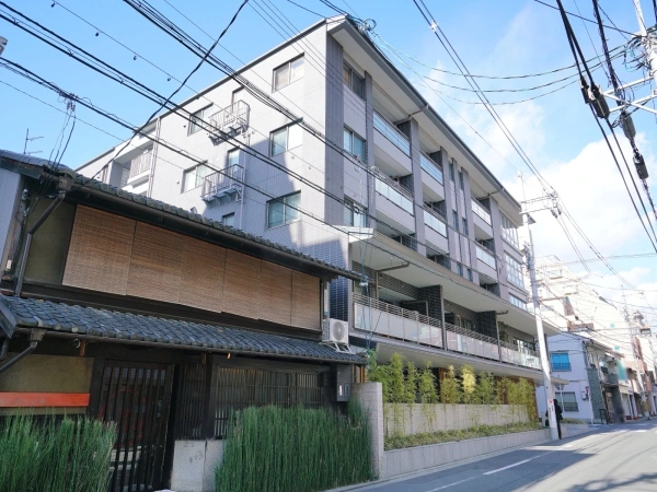 ロジュマン京都六角通