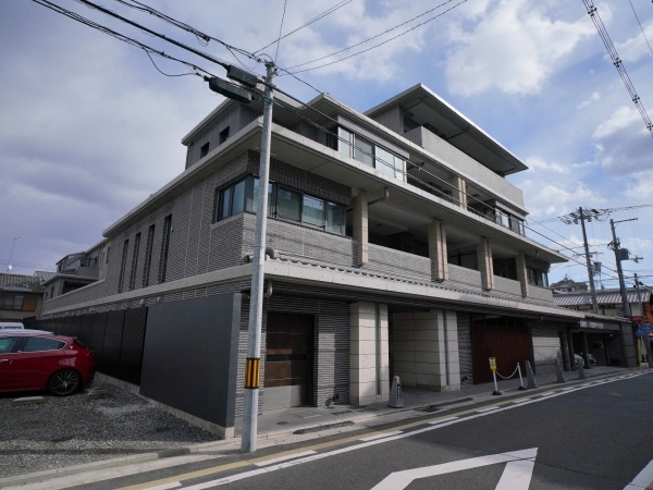プレミスト京都御所南