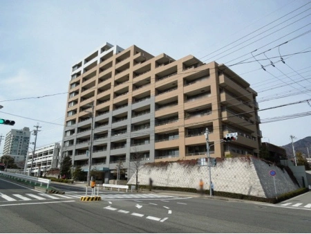 パークグラン西岡本