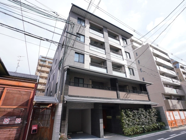 クレヴィア京都御所南