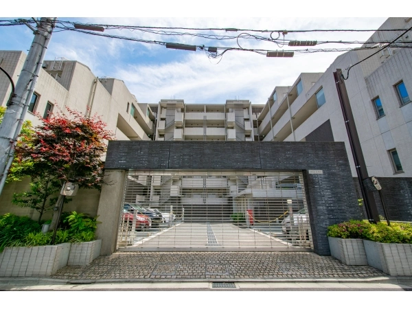 プラウド市谷仲之町ヒルトップ
