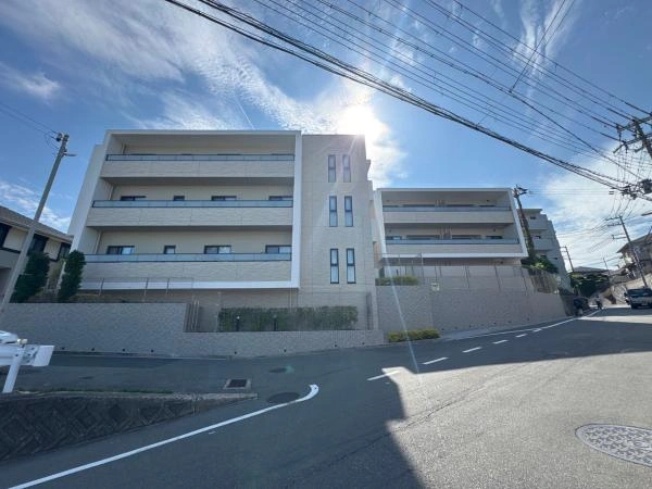 ワコーレ垂水五色山一丁目 