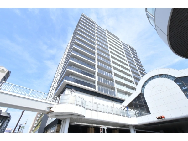 プラウド阪急塚口駅前 