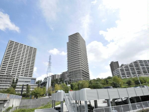 ローレルスクエア南大沢