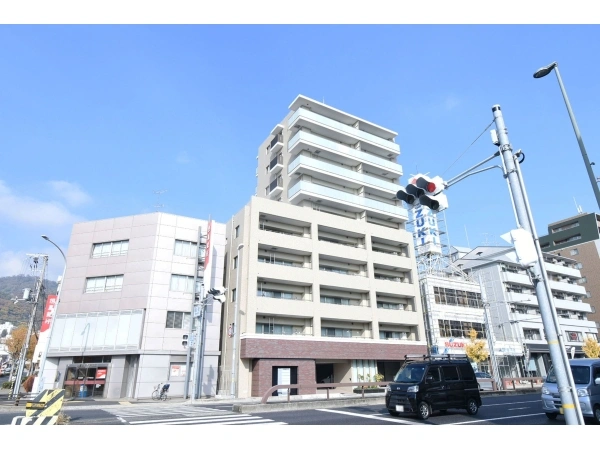 ワコーレ神戸本山中町エルズ
