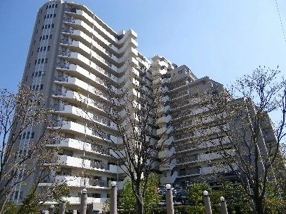 ローレルコート川口