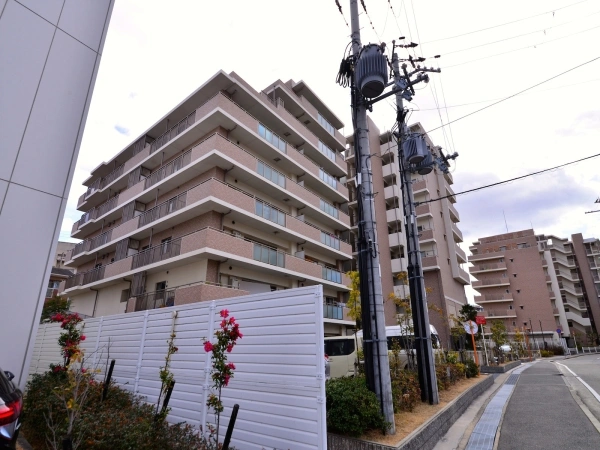 ラフィネス西宮北口ノースコート