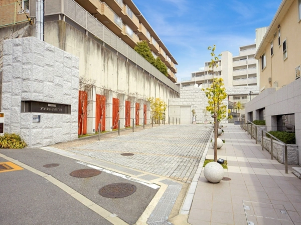 プラウド千里山田