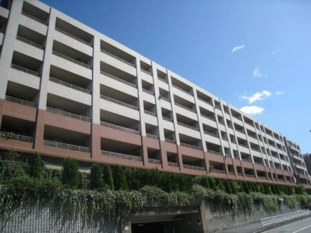 クレッセント青葉台の丘